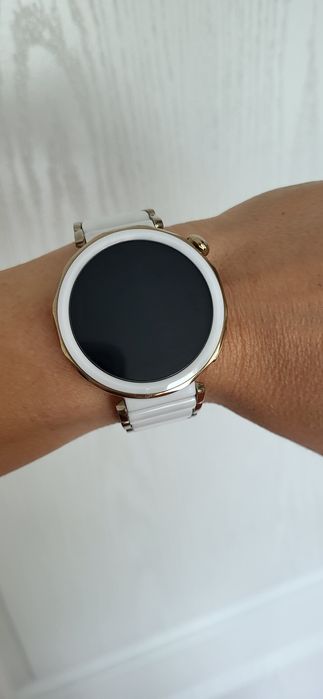 Huawei watch gt 5 pro ceramic