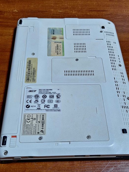 Лаптоп Acer aspire one