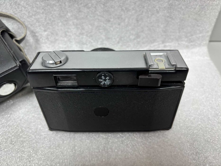 Като нови! Фотоапарат ВИЛИЯ VILIA и Фотовсветкавицата "ФОТОН" СССР