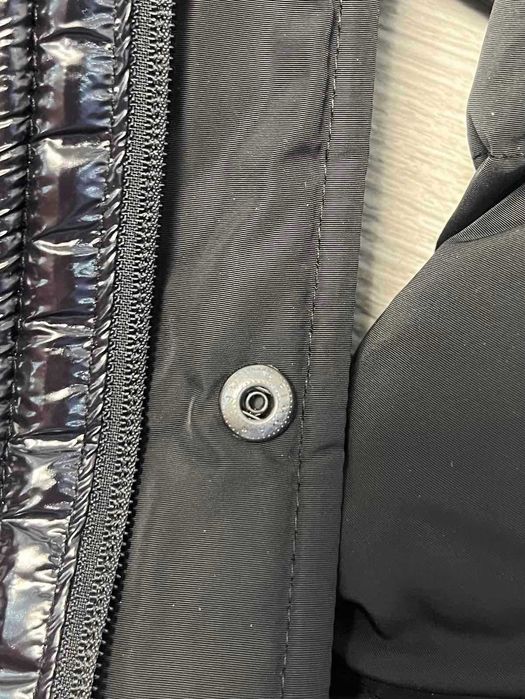 Moncler - дамско яке - размер S