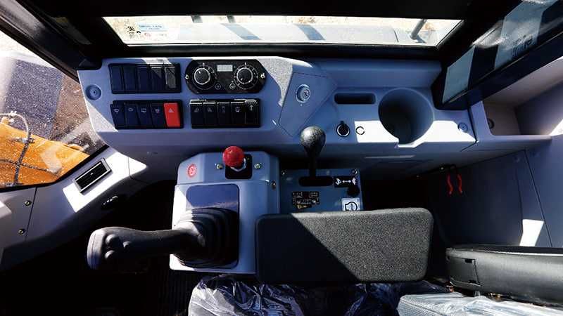 Фронтальный погрузчик SEM [656F] 3.5м³ В НАЛИЧИИ!