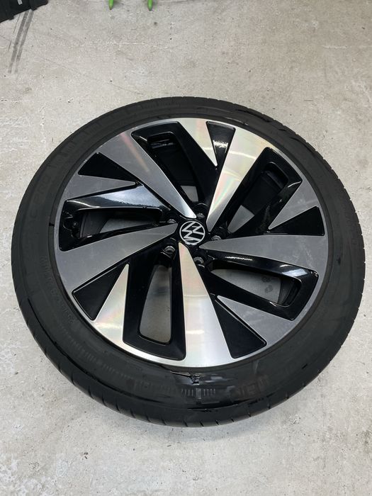 VW ID4 ID5 ID BUZZ 20 цола Джанти с гуми