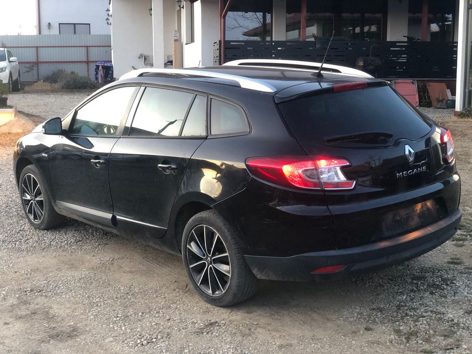 Bară spate Renault Megane 3 cu senzori de parcare