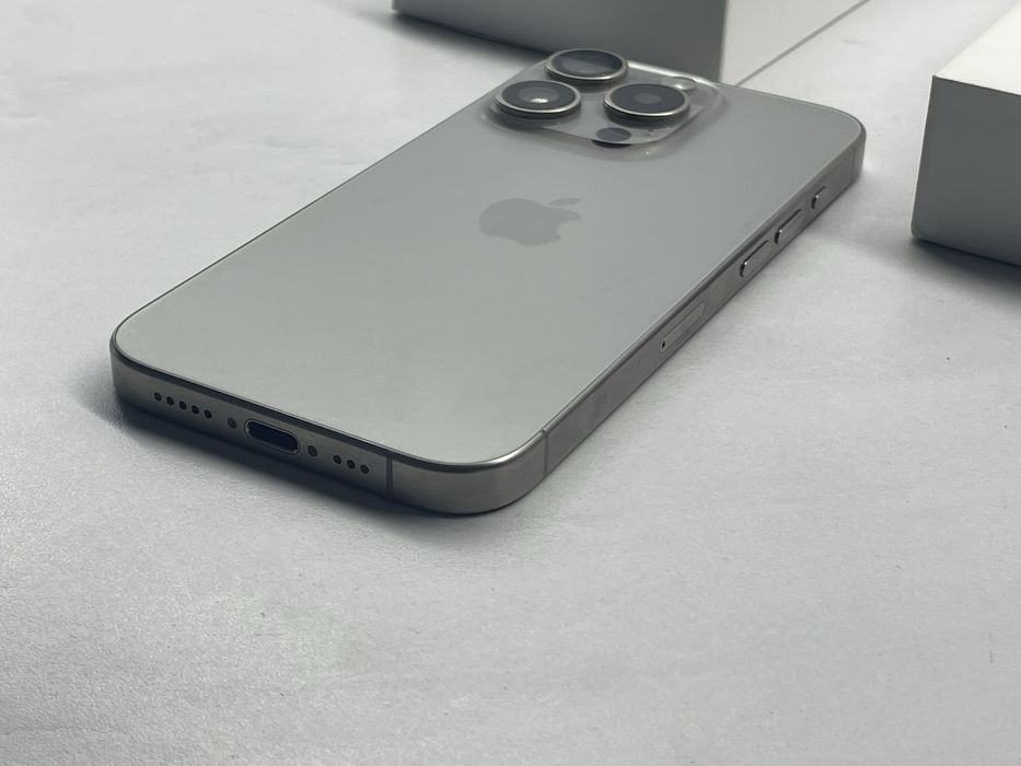 Бартер iPhone 15 pro 512gb 100%  natural