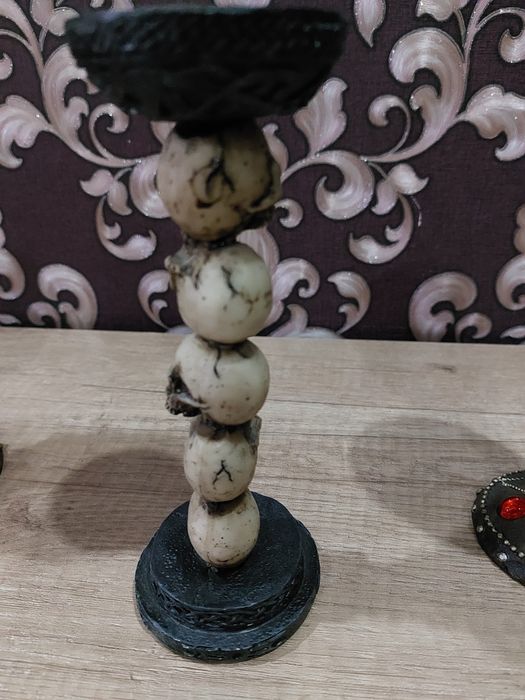 Декаративные стаканы под вино и подсвечник