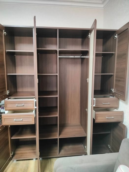 Шкаф для одежды и белья