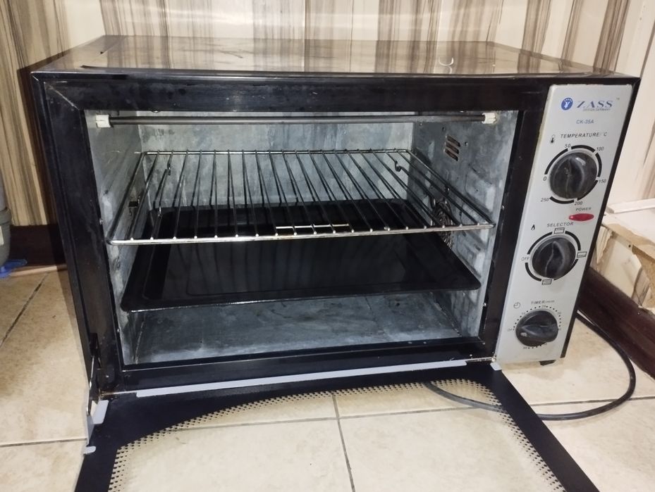 Срочно Срочно Срочно духовка печ сотилади ишлаши зўр айби йўқ