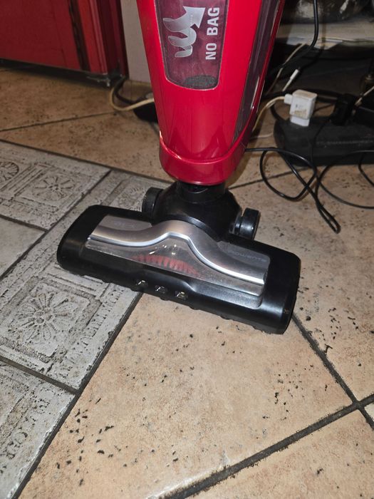Безкабелна прахосмукачка Rowenta dual force 21,6v