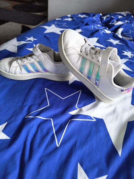 Pantofi sport pentru fete