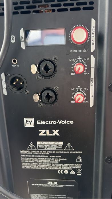 Vand Boxa activă EV ZLX - 12BT cu stativ