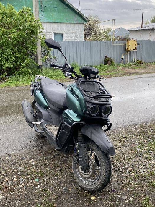 Мопед скутер Танк беннали