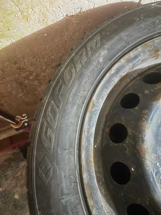 Комплект шин с дисками