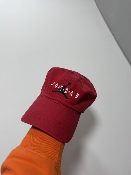 Sapca air jordan red