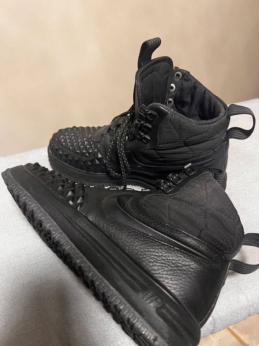 Боти на Calvin Klain и Nike