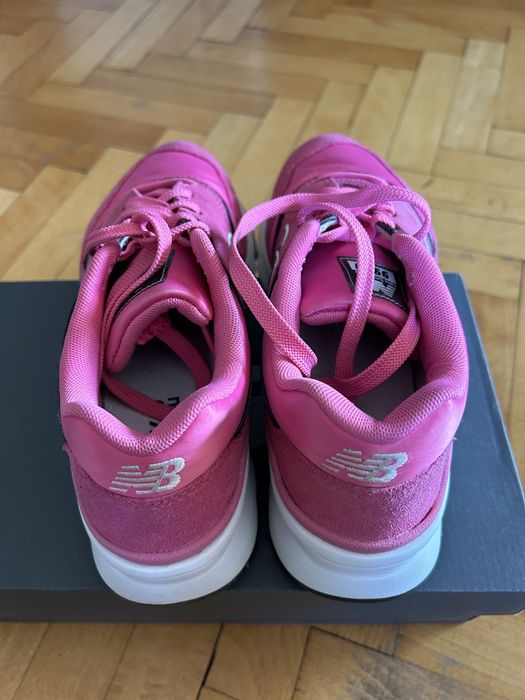 New Balance 37 маратонки дамски