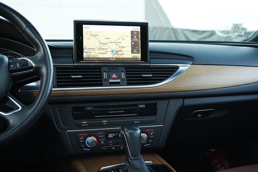 Audi A6 Avant