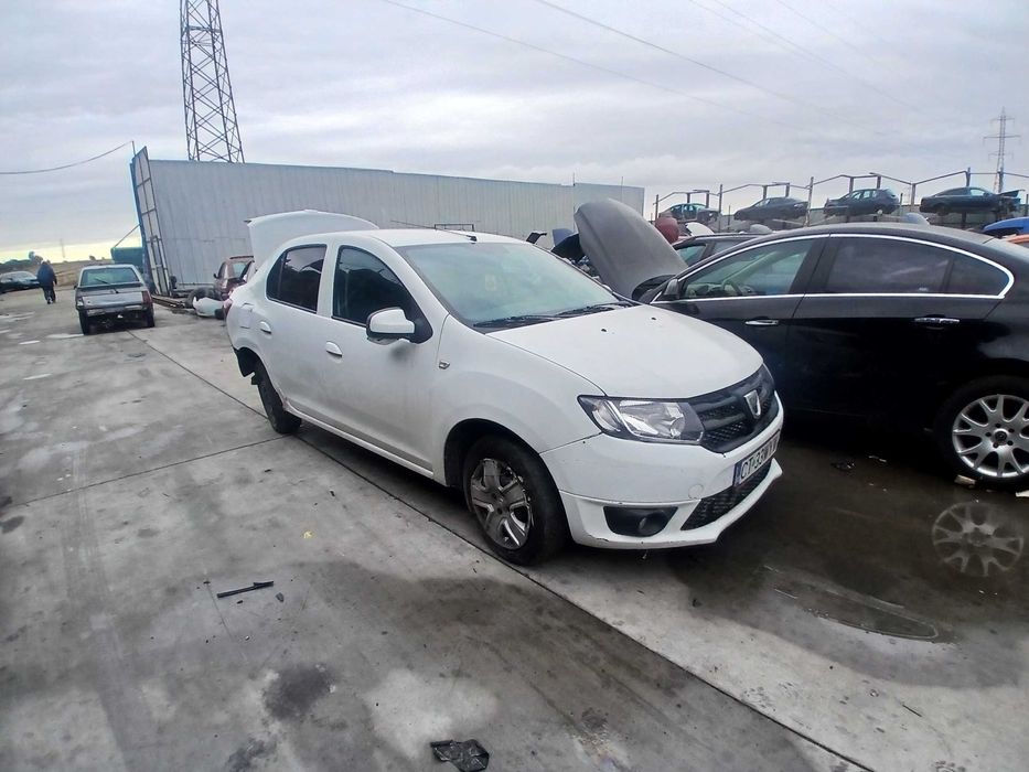 Dezmembram Dacia logan 2