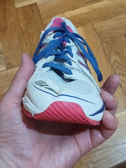 Маратонки ASICS Намаление