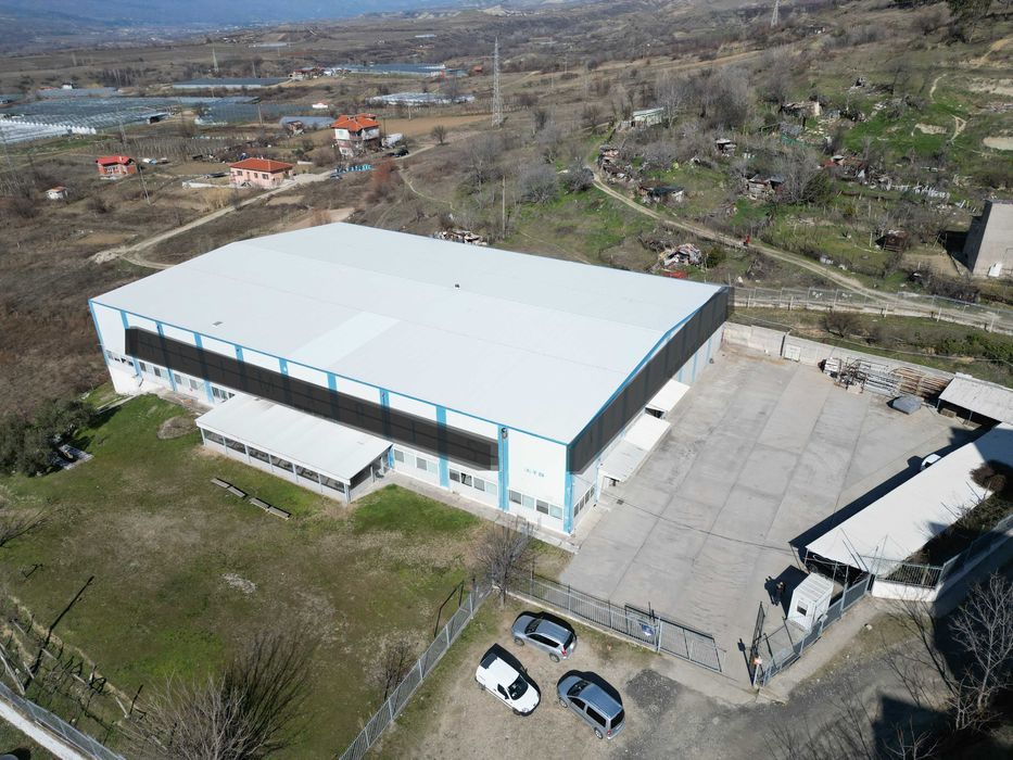 Продава се Промишлена сграда в Сандански - 14228 кв.м за 106 €/кв.м - Снимка #1