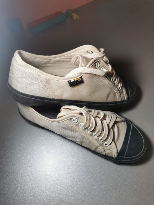 Tenesi UNIXES marimea 40 NOI marca CORDURA Fabricati in Romania