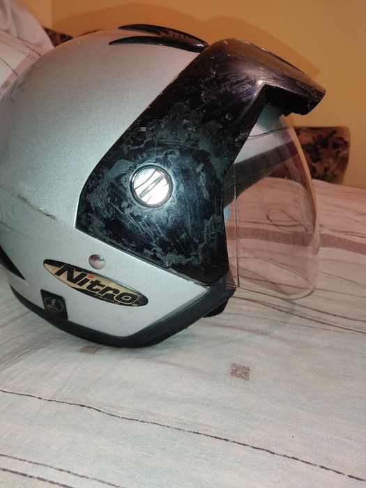 Casca moto Nitro XXL și caști bluetooth skyllcandy