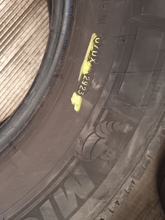 Anvelope vara 225 75 16c Michelin 2023 85mm