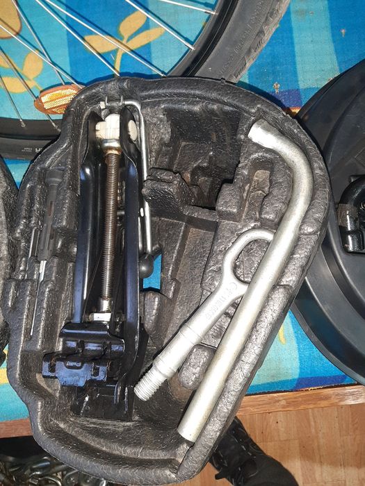 Не чакай да закъсаш по пътя,оборудвай се