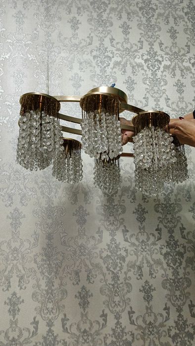 Люстра 8 рожковая