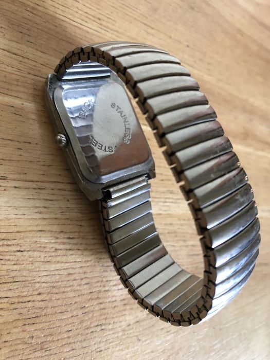 ръчен часовник модел JAPONA и други