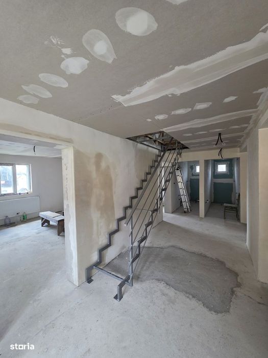 Vand casa la Belis, 800mp teren, la drumu principal, teren drept!