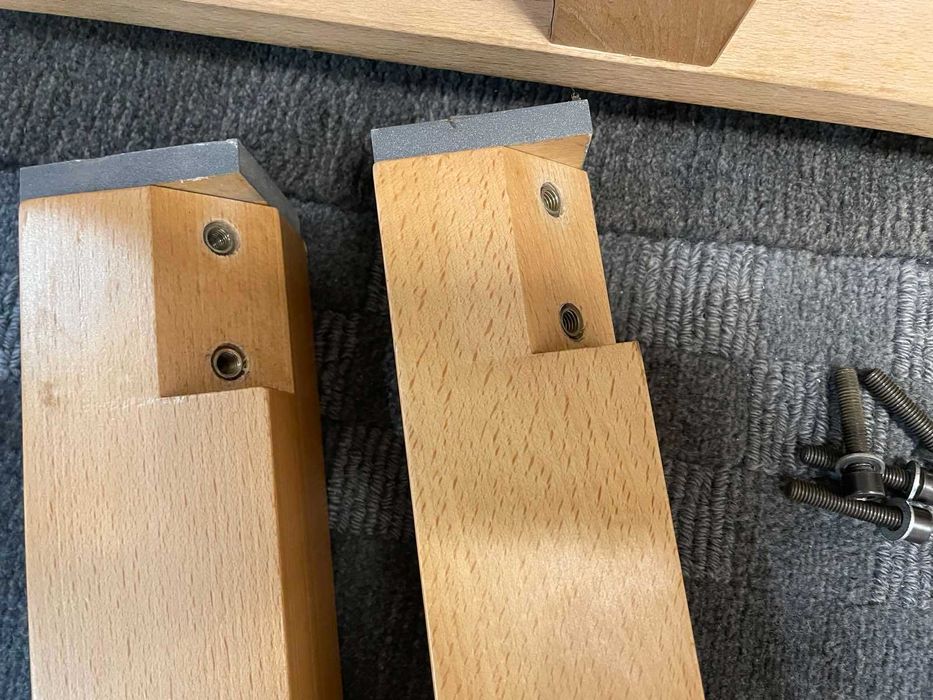 Масивна Разтегателна Тразпезна Маса