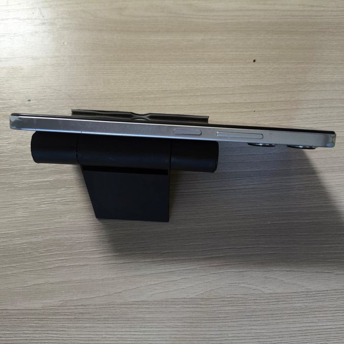 Телефон Xiaomi Redmi 12 — это бюджетный смартфон