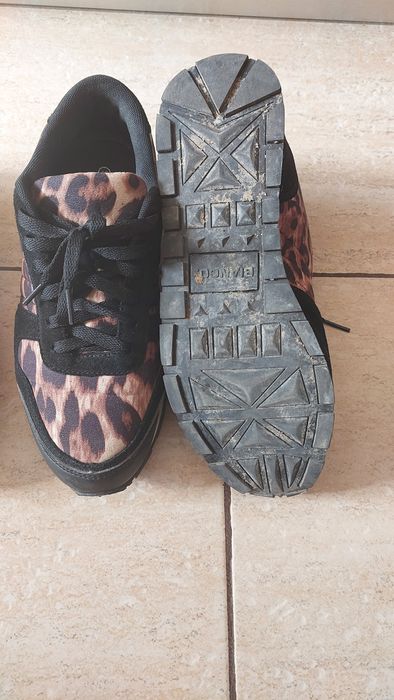 Adidași damă mărimea 39 și 40