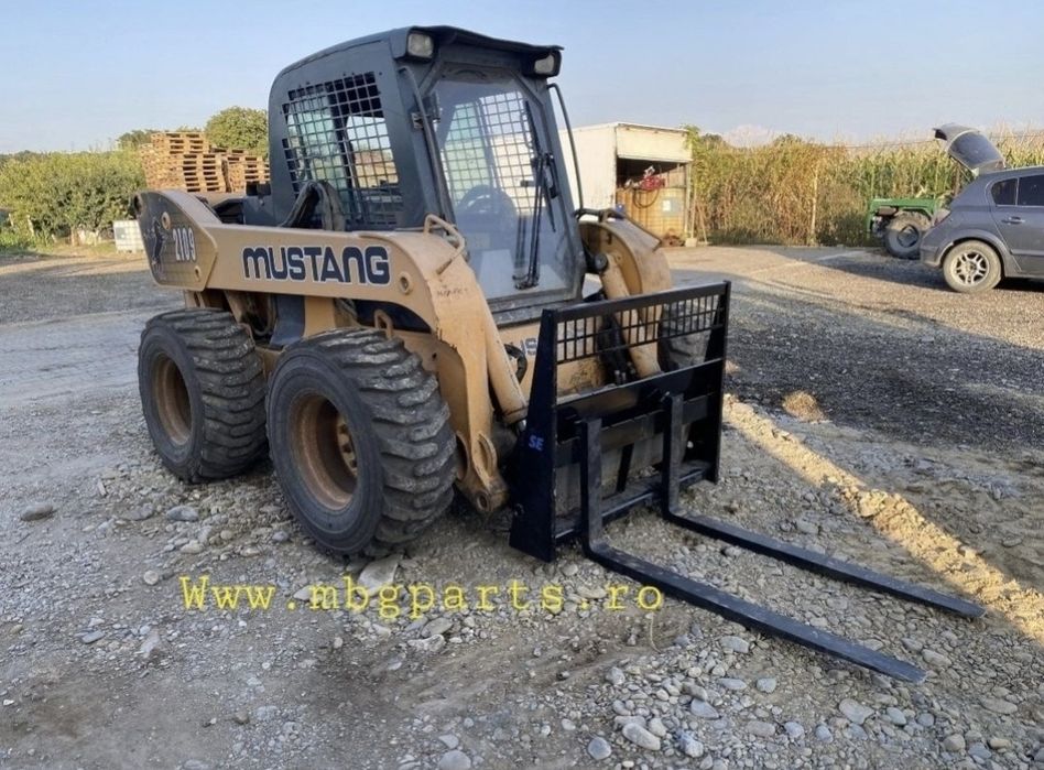 Furci de ridicare, cu lame hardox