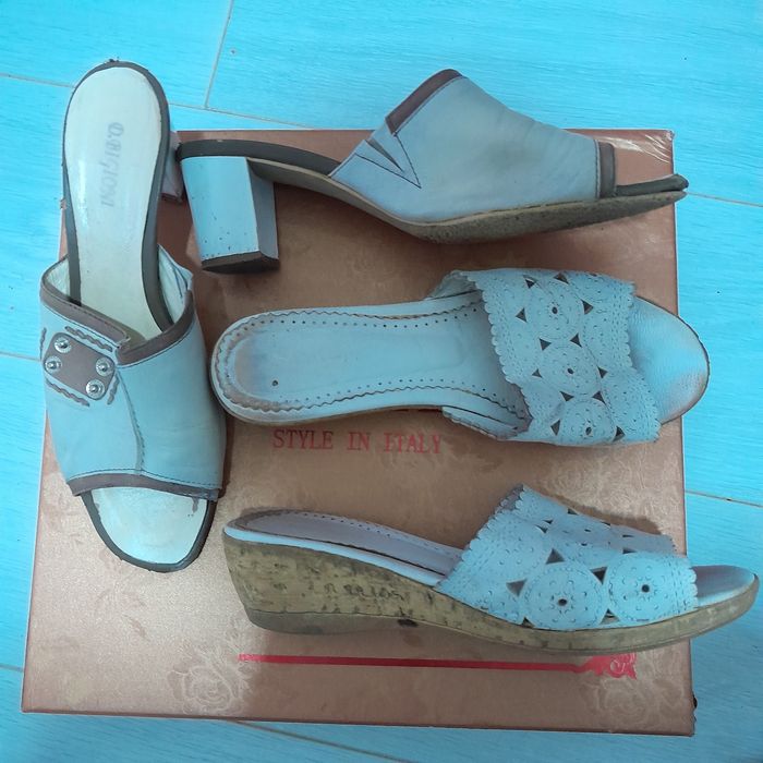 Продам женскую обувь.