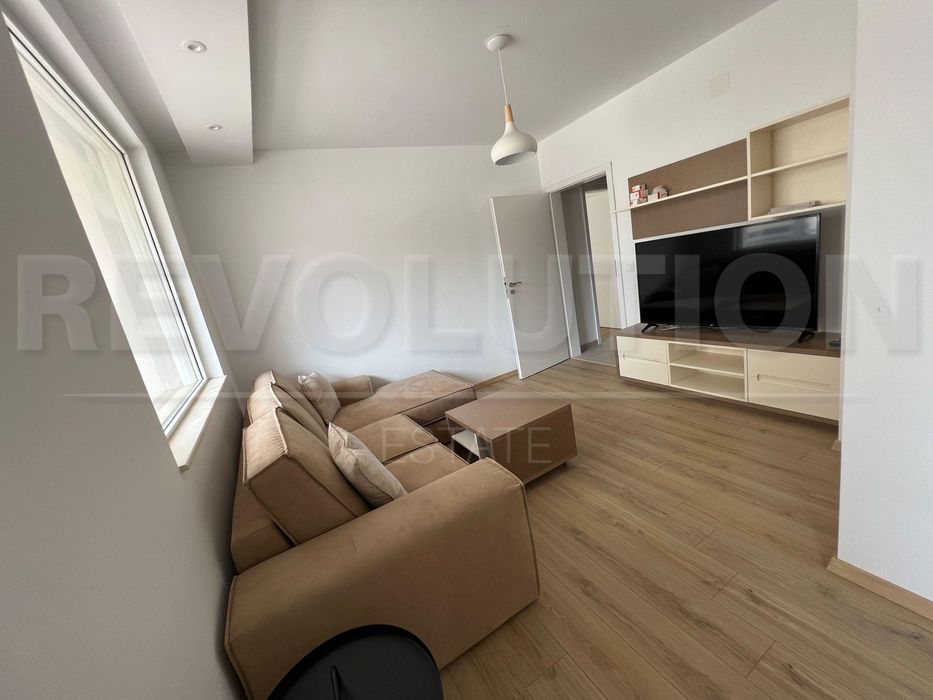 Продава се Двустаен апартамент в София, Гоце Делчев - 90 кв.м за 1697 €/кв.м - Снимка #1