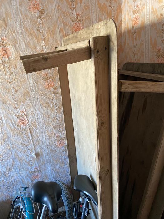 Продам жер стол 2 шт