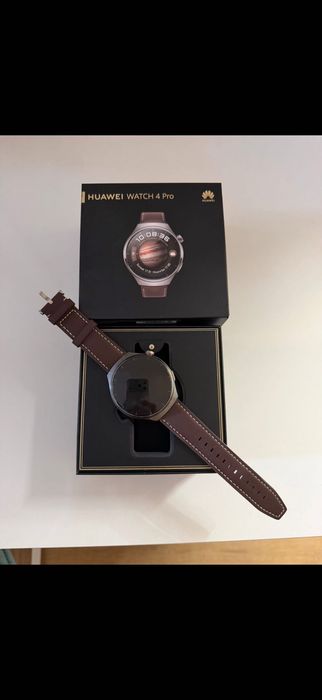 Смарт Часовник HUAWEI WATCH 4 pro