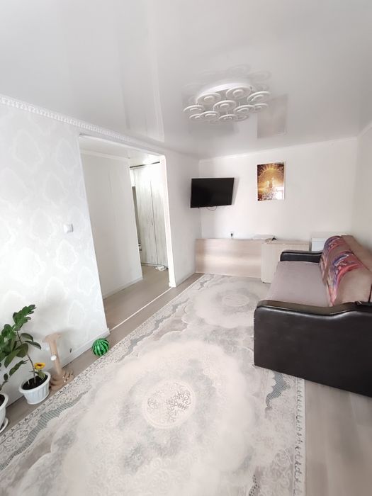 Продается 2-комн (2-30, 4 эт)