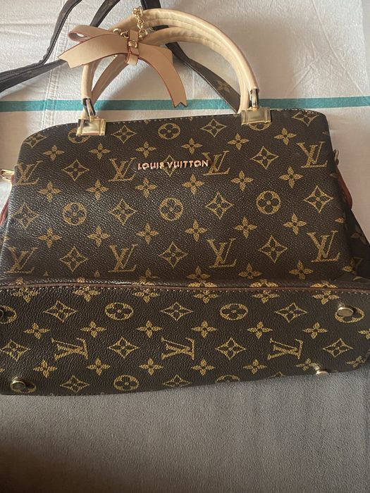 Чанта Louis vuitton