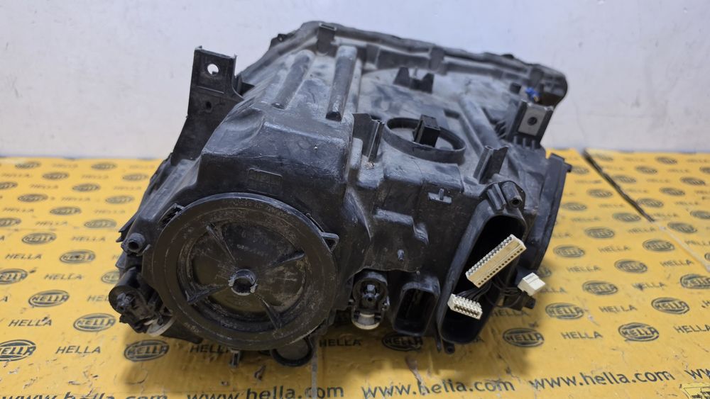 Far full led adaptiv dreapta BMW 6 F06 F12 F13 facelift lci avariat