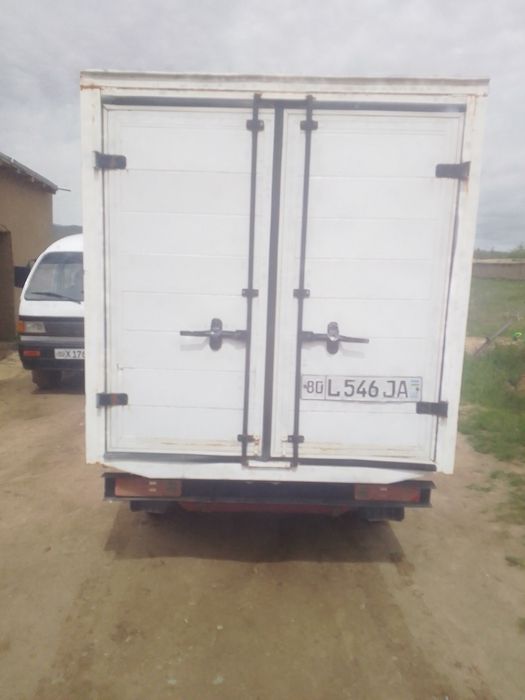 Dongfeng barter qilamiz