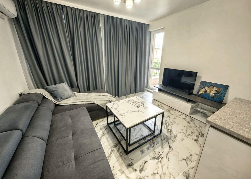 Дава се под наем Двустаен апартамент в Пловдив, Остромила - 65 кв.м за 475 € - Снимка #3