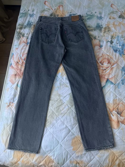 Двое джинс Levis за 15000 оригиналы