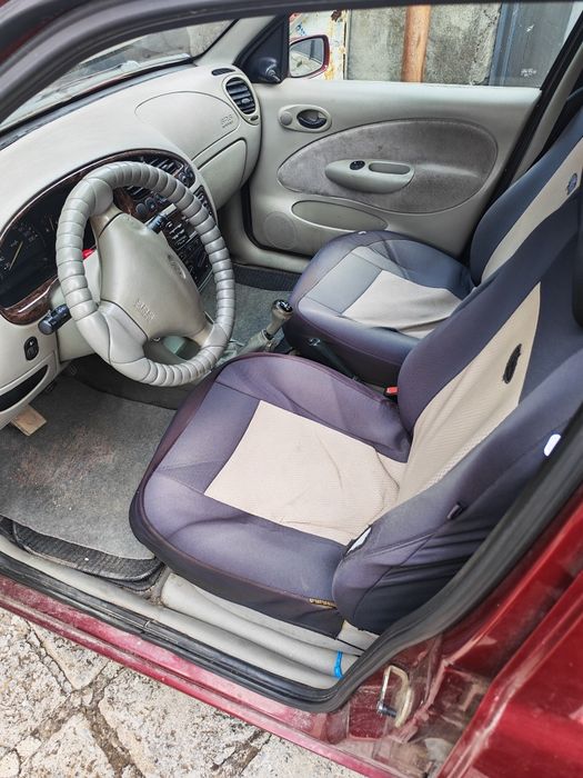 Лек автомобил Ford Fiesta