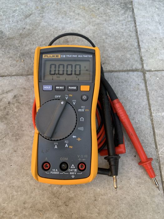 FLUKE 115 TRUE RMS MULTIMETER/комбиниран уред за измерване