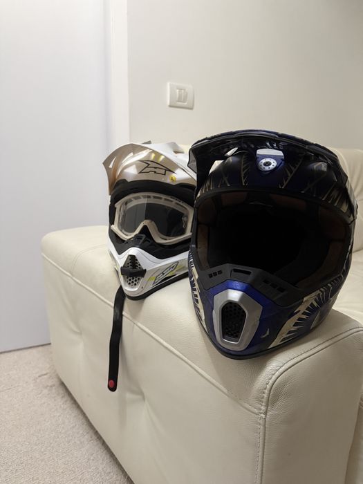 Vand 2 casti Atv/enduro/moto