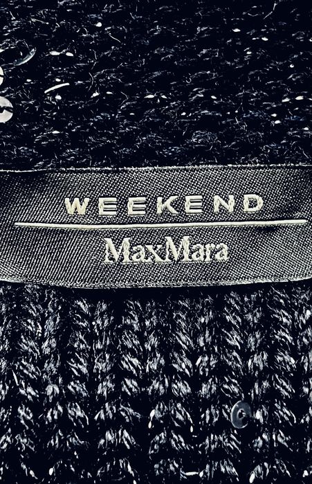 Модна къща MaxMara Weekend черна жилетка с пайети