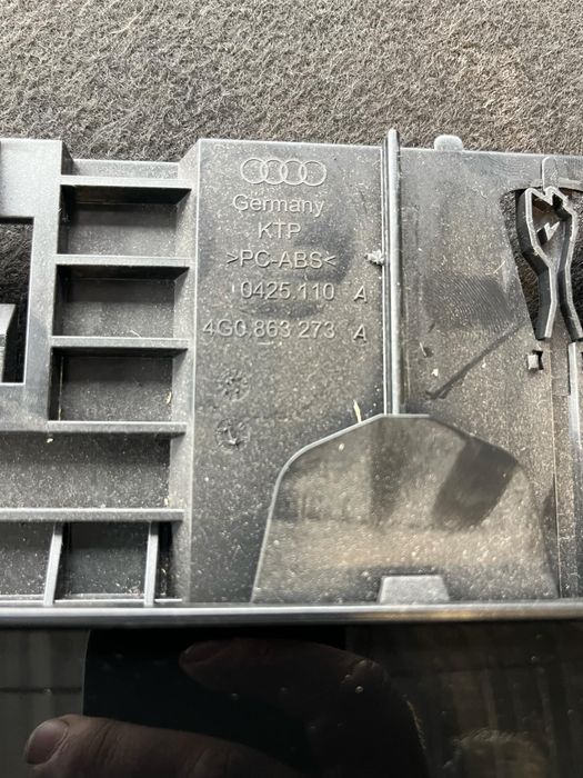 Комплект интериорни лайсни AUDI A6 C7 4g колплект множе и на бройка