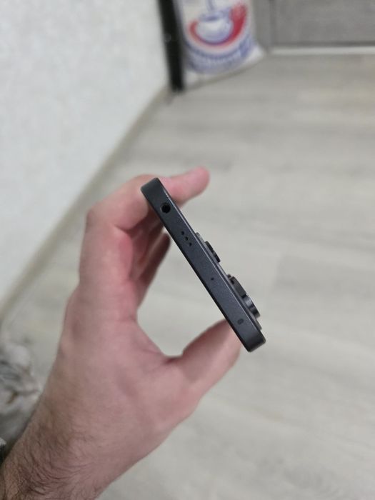 Продам телефон Poco X6 5G 12/256